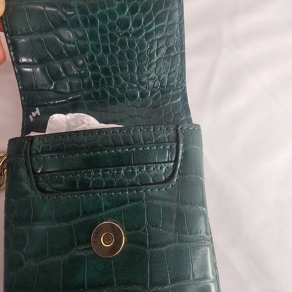 New Nine West Astoria Mini Crossbody small purse snap closure gold accent chain - Picture 8 of 11